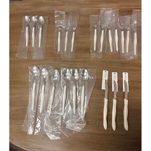NEW Cutco Flatware Set 22 Piece White Pearl Handle Forks Spoons Knives READ